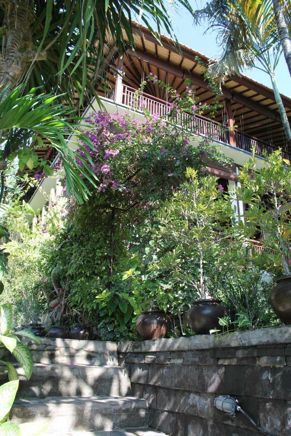 Villa Bukit Malas Амед Экстерьер фото