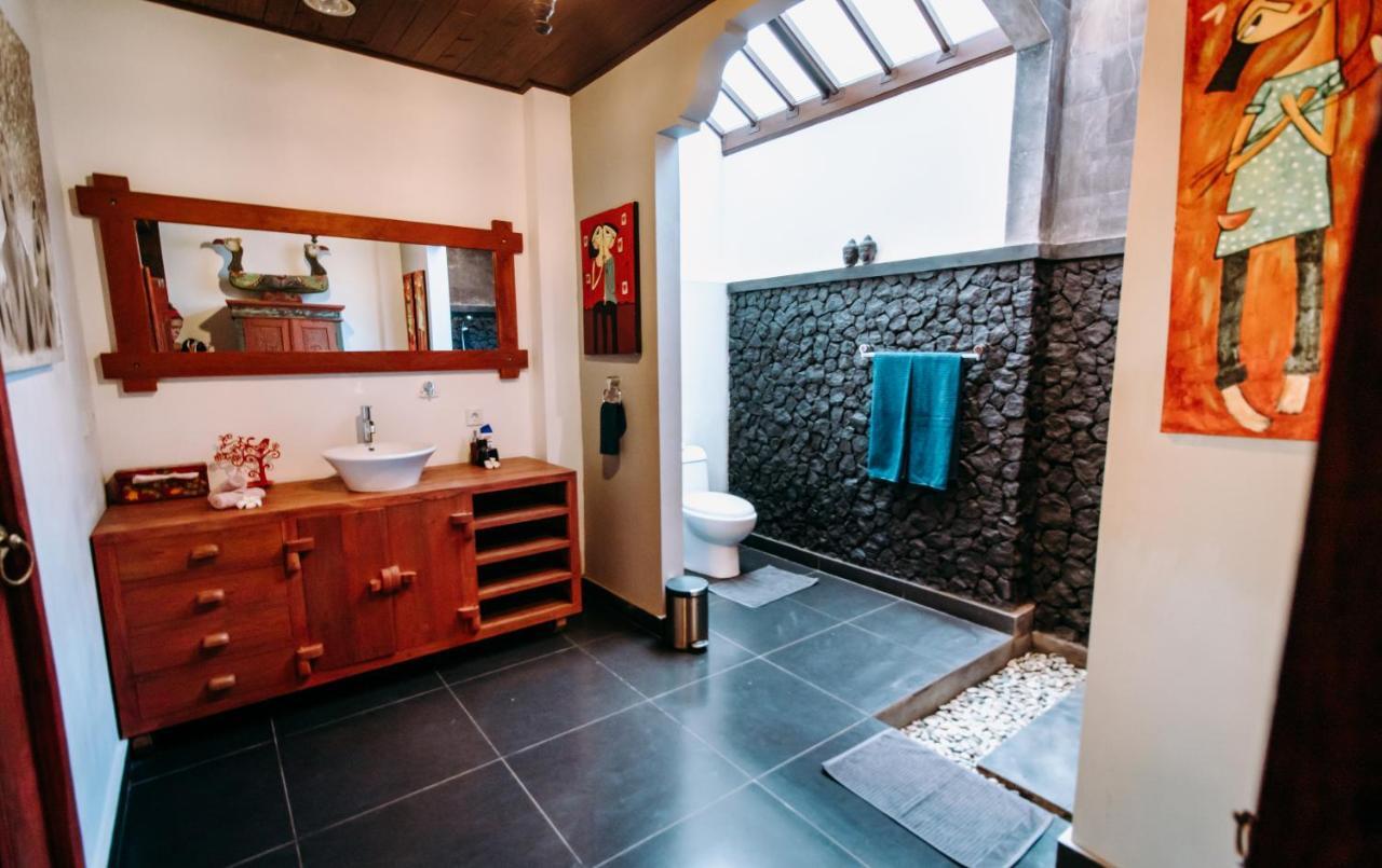Villa Bukit Malas Амед Экстерьер фото